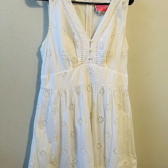 Kate Spade white eyelet dress, size 10, 100% cotton. - Picture 4 of 6